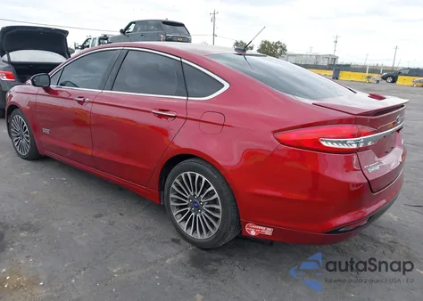2017 Ford Fusion Energi Titanium из США, поврежденный, VIN 3FA6P0SU4HR284353
